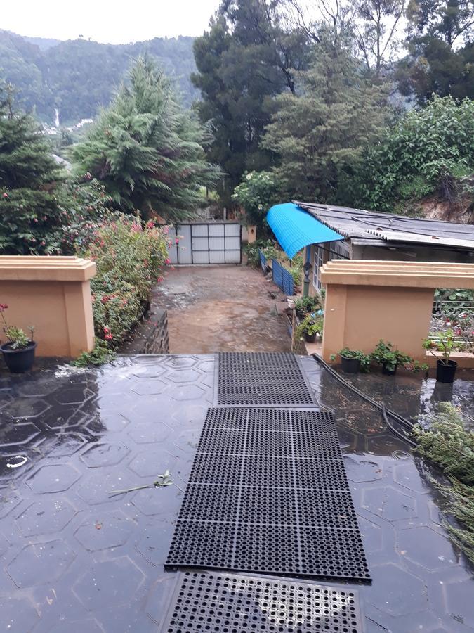 فندق Rainyfreindz نوفارا إيلِيا المظهر الخارجي الصورة